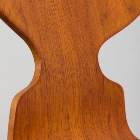 21228 Jacobsen ant chair in teak-7 Jacobsen ant chair in teak scaled