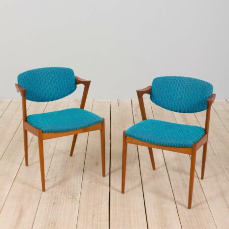 21229 Pair of 42 Kai Kristiansen teak chairs in original blue bouclé upholstery-1 Pair of Kai Kristiansen teak chairs in original blue boucle upholstery scaled