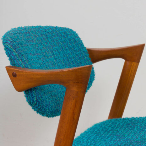 21229 Pair of 42 Kai Kristiansen teak chairs in original blue bouclé upholstery-11 Pair of Kai Kristiansen teak chairs in original blue boucle upholstery scaled