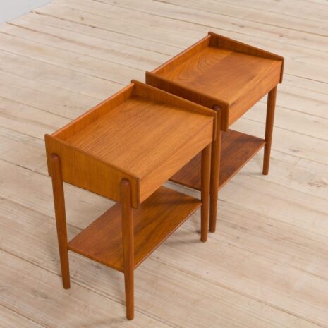 21240 Pair of Borge Mogensen teak nightstands with a shelf and drawer-14 Pair of Borge Mogensen teak nightstands with a shelf and drawer scaled