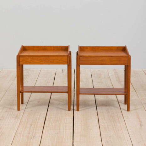21240 Pair of Borge Mogensen teak nightstands with a shelf and drawer-2 Pair of Borge Mogensen teak nightstands with a shelf and drawer scaled
