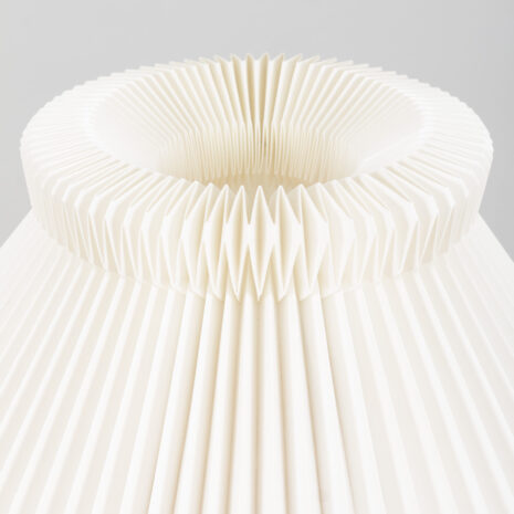 21245 Le Klint table lamp with brass and black base-3 Le Klint table lamp with brass and black base scaled