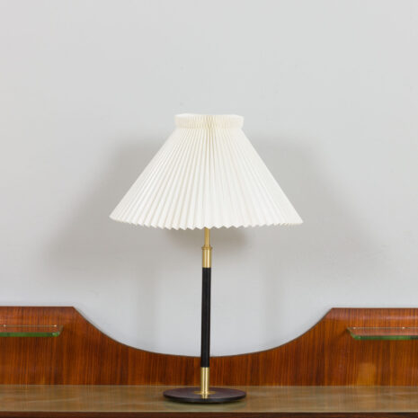 21245 Le Klint table lamp with brass and black base-7-9 Le Klint table lamp with brass and black base scaled