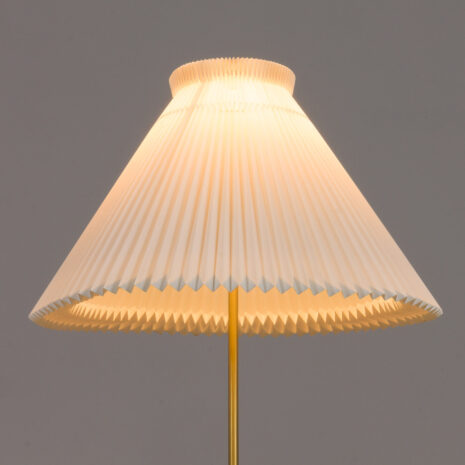 21250 Black Le Klint floor lamp with brass details, Denmark-5 Black Le Klint floor lamp with brass details Denmark scaled