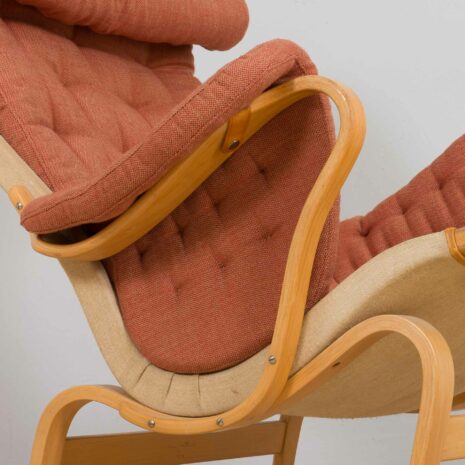 21255 Fotel wypoczynkowy Pernilla w nowej bawełnianej tapicerce, Bruno Mathsson-12 Pernilla lounge chair in new cotton upholstery Bruno Mathsson scaled