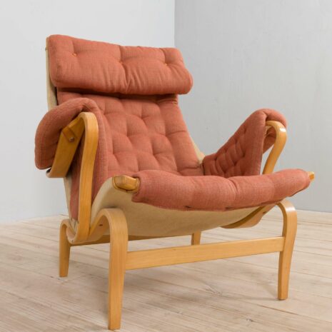 21255 Fotel wypoczynkowy Pernilla w nowej bawełnianej tapicerce, Bruno Mathsson-13 Pernilla lounge chair in new cotton upholstery Bruno Mathsson scaled