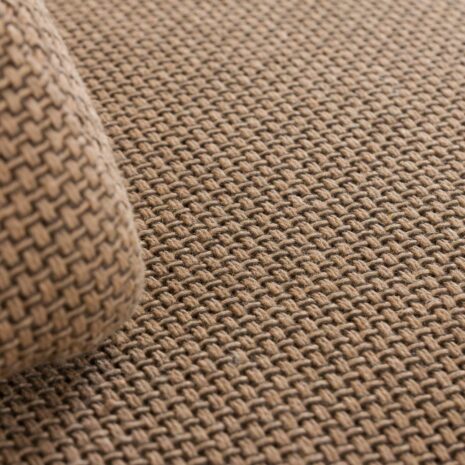 21076 Johannes Andersen dla Trensum sofa Capri w brązowej tapicerce-11 Johannes Andersen dla Trensum Sofa Capri w brązowej tapicerce w skali