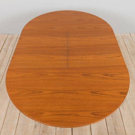 21259 Duński okrągły stół przedłużający z drewna tekowego z ukrytymi liśćmi, lata 60. Mid century Danish Round teak extension table with hidden leaves s scaled