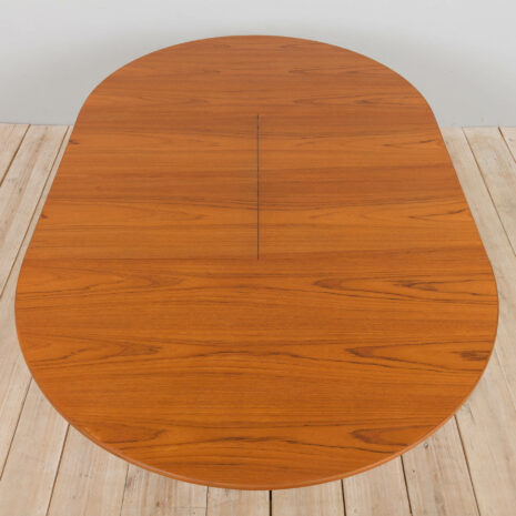 21259 Duński okrągły stół przedłużający z drewna tekowego z ukrytymi liśćmi, lata 60-te-8 Mid century Danish Round teak extension table with hidden leaves s scaled