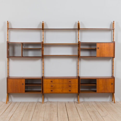 21268 Three bay Teak Ergo Modular Wall Unit with 6 cabinets by John Texmon for Blindheim Møbelfabrikk, 1970s-4 Three bay Teak Ergo Modular Wall Unit with cabinets by John Texmon for Blindheim Mobelfabrikk s scaled