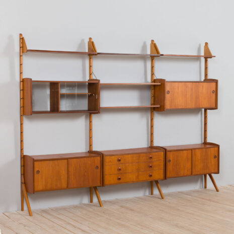 21268 Three bay Teak Ergo Modular Wall Unit with 6 cabinets by John Texmon for Blindheim Møbelfabrikk, 1970s-8 Three bay Teak Ergo Modular Wall Unit with cabinets by John Texmon for Blindheim Mobelfabrikk s scaled