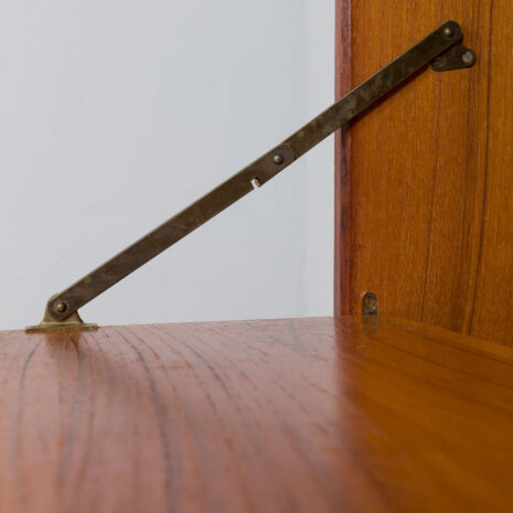 21274 Poul Cadovius wall unit with secretaire and 3 shelves -13 Poul Cadovius wall unit with secretaire and shelves scaled