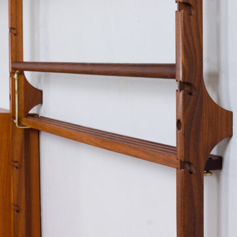 21275 Unité murale ergo 3 baies en teck avec 8 étagères, 3 armoires et -15 bay ergo wall unit in teak with shelves cabinets and scaled