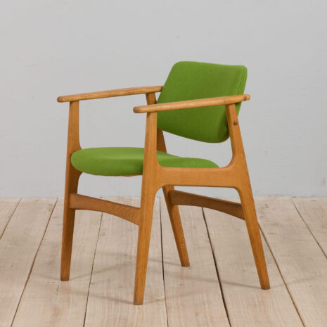 21203 Vintage Danish oak chair Attr. to Erik Kirkegaard, Denmark 1960s.-3 Vintage Danish oak chair Attr