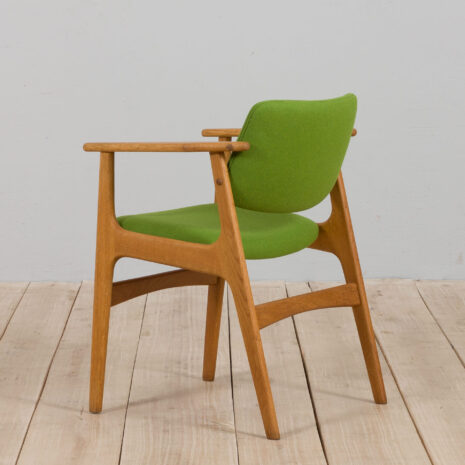 21203 Vintage Danish oak chair Attr. to Erik Kirkegaard, Denmark 1960s.-5 Vintage Danish oak chair Attr