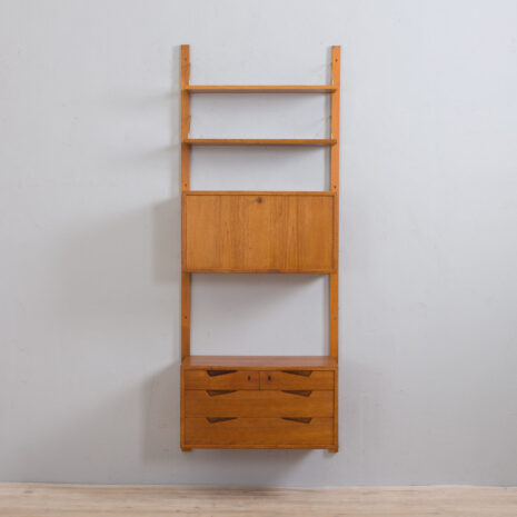 21272 Scandinavian mid century Rival wall unit in teak with a chest of drawers, secretary and 2 shelves, by Kjael Riis Brødrene Jåtog Møbelfabrikk-4 Scandinavian mid century Rival wall unit in teak with a chest of drawers secretary and shelves by Kjael Riis Brodrene Jatog Mobelfabrikk scaled