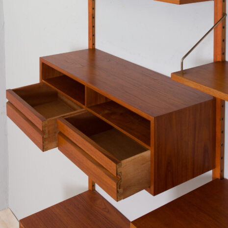 21297 Cadovius 2 bay teak wall unit with secretary cabinet-15 Cadovius bay teak wall unit with secretary cabinet scaled