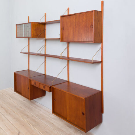 21305 vintage three bay teak wall unit with a desk and 4 cabinets and 5 shelves-17 vintage three bay teak wall unit with a desk and cabinets and shelves scaled