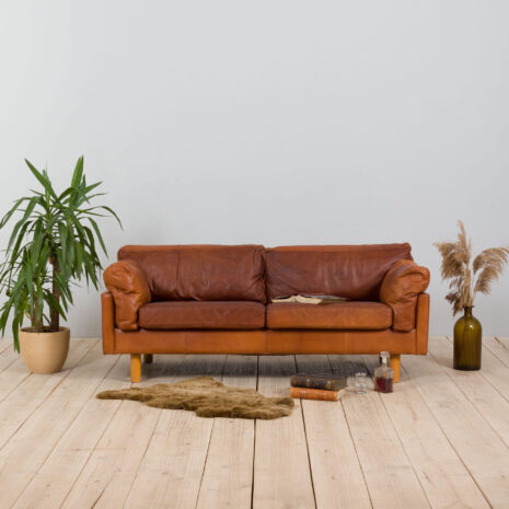 21307 Danish two seater vintage cognac leather sofa in the style of Jørgen Gammelgaard-1 Danish two seater vintage cognac leather sofa in the style of Jorgen Gammelgaard scaled