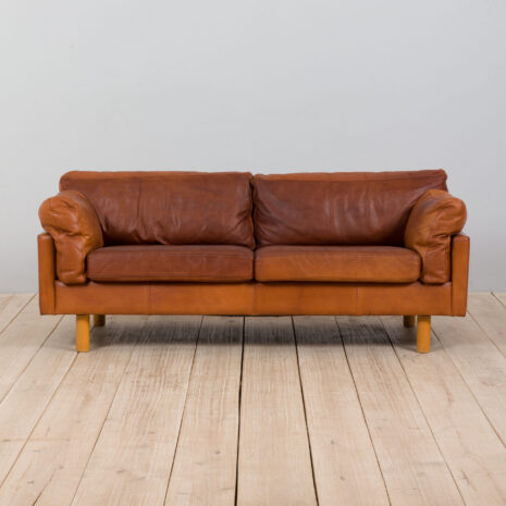21307 Danish two seater vintage cognac leather sofa in the style of Jørgen Gammelgaard-3 Danish two seater vintage cognac leather sofa in the style of Jorgen Gammelgaard scaled