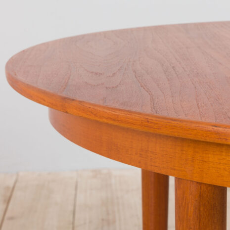 21308 Okrągły rozkładany stół z drewna tekowego z 2 dodatkowymi skrzydłami, Dania, lata 60. Mid century Round teak extension table with additional leaves Denmark s scaled