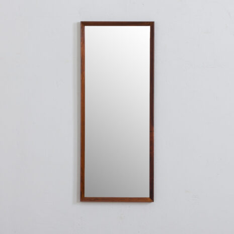 21321 Skandynawska palisandrowa rama lustra z połowy wieku Aarhus Glasimport nr.149 26-4, Dania, lata 60. XX wieku-1 Mid century Scandinavian rosewood mirror frame Aarhus Glasimport nr