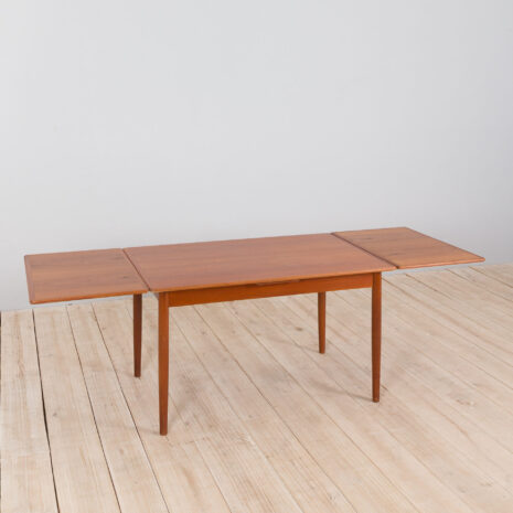 Danish Extendable Teak Dining Table by Willy Sigh for H. Sigh _ Søn Møbelfabrik, 1960s(1) Danish Extendable Teak Dining Table by Willy Sigh for H