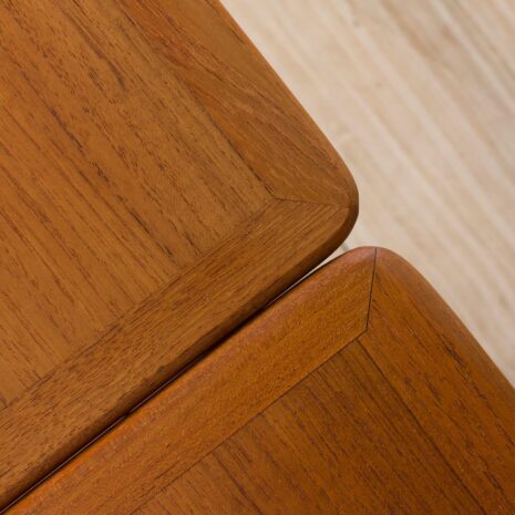 Danish Extendable Teak Dining Table by Willy Sigh for H. Sigh _ Søn Møbelfabrik, 1960s(4) Danish Extendable Teak Dining Table by Willy Sigh for H