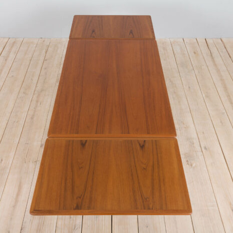 Danish Extendable Teak Dining Table by Willy Sigh for H. Sigh _ Søn Møbelfabrik, 1960s(6) Danish Extendable Teak Dining Table by Willy Sigh for H