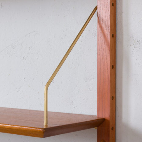 Duńska szafka ścienna z połowy wieku z półkami o szerokości 100 cm, lata 70-te(6) Danish mid century wall unit with cm wide shelves s scaled