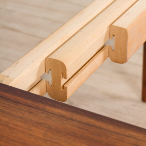 21199 Skovmand i Andersen Duński okrągły stół z palisandru -8 Skovmand and Andersen Danish rosewood round extension table scaled