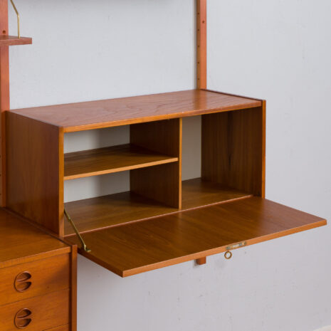 21287 Szafka wisząca w stylu Cadovius Sorensen z sekretarzykiem, komodą i 5 półkami-10 Cadovius Sorensen style wall unit with a secretary desk and chest of drawers and shelves scaled