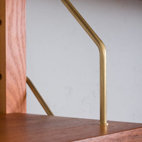 21287 Szafka ścienna w stylu Cadovius Sorensen z sekretarzykiem, komodą i 5 półkami-18 Cadovius Sorensen style wall unit with a secretary desk and chest of drawers and shelves scaled