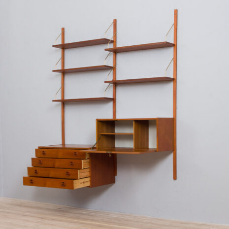 21287 Szafka wisząca w stylu Cadovius Sorensen z sekretarzykiem, komodą i 5 półkami-8 Cadovius Sorensen style wall unit with a secretary desk and chest of drawers and shelves scaled