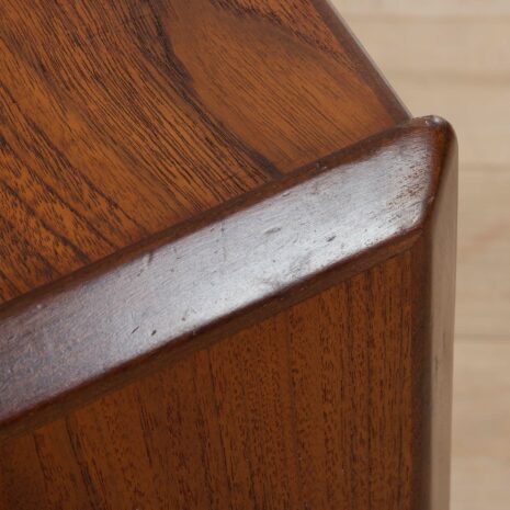 21329 mid century modern Wide Danish Dresser in teak-13 mid century modern Wide Danish Dresser in teak scaled