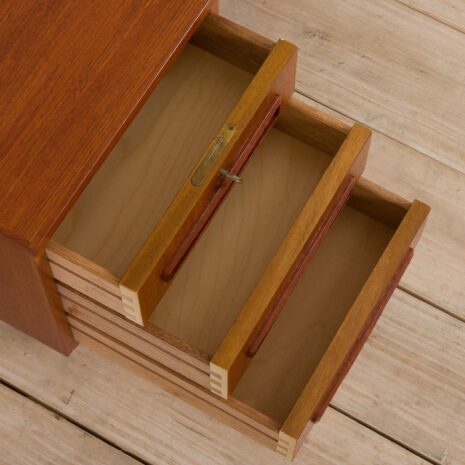 21336 Danish teak desk with 6 drawers -9 Danish teak desk with drawers scaled