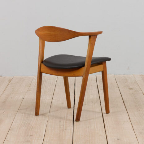 21341 Danish mid century accent chair-5 Danish mid century accent chair scaled