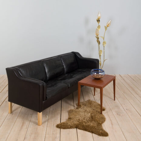 21398 Black leather sofa-5 Black leather sofa scaled