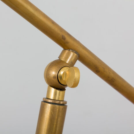 21399 Italian brass floor lamp in the style of Stilnovo -4 Italian brass floor lamp in the style of Stilnovo scaled