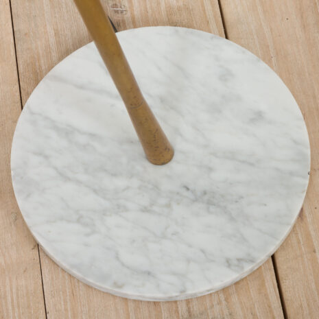 21399 Italian brass floor lamp in the style of Stilnovo -6 Italian brass floor lamp in the style of Stilnovo scaled