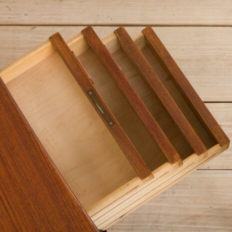 21334 Biurko z drewna tekowego projektu Svenda Aage Madsena dla H.P. Hansen, Dania 1960 -14 Teak Desk By Svend Aage Madsen For H