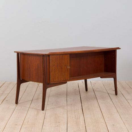 21334 Biurko z drewna tekowego projektu Svenda Aage Madsena dla H.P. Hansen, Dania 1960 -7 Teak Desk By Svend Aage Madsen For H