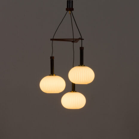 21368 Louis Kalff ribbed glass Italian pendant lamp with teak and brass details, 60s-7 Louis Kalff ribbed glass Italian pendant lamp with teak and brass details s scaled