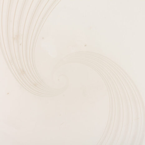 21386 Włoska lampa wisząca kula ze szkła Murano w stylu Venini, lata 1970-4 Włoska lampa wisząca w kształcie kuli ze szkła Murano w stylu Venini.