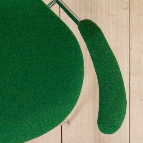 21415 Arne Jacobsen series 7 chair model 3207 with armrests in upholstery, 1970s-10 Arne Jacobsen series chair model with armrests in upholstery s scaled