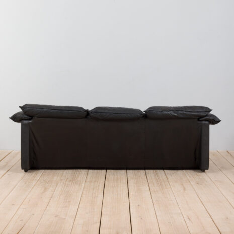 21424 Black leather sofa-5 Black leather sofa scaled