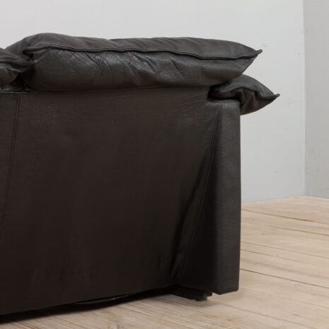 21424 Black leather sofa-6 Black leather sofa scaled