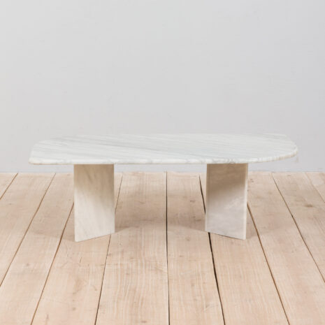 21427 Carrera marble Italian coffee table from the 70s-1 Carrera marble Italian coffee table from the s scaled