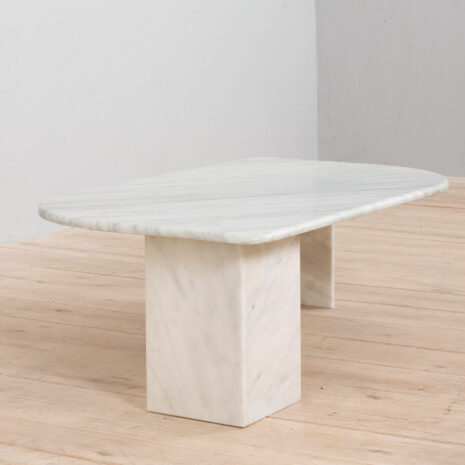21427 Carrera marble Italian coffee table from the 70s-5 Carrera marble Italian coffee table from the s scaled