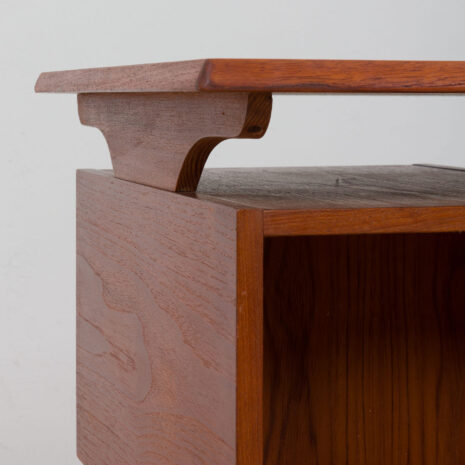 21332 Free standing Danish teak desk with floating top and 4 drawers, Denmark, 1960s-13 Free standing Danish teak desk with floating top and drawers Denmark s scaled